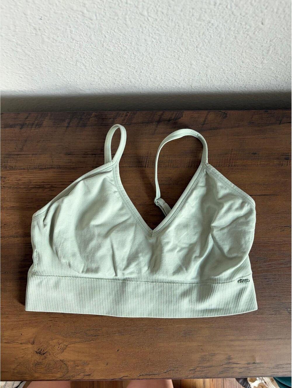 GapBody green seamless sports bra size L. No removable pads